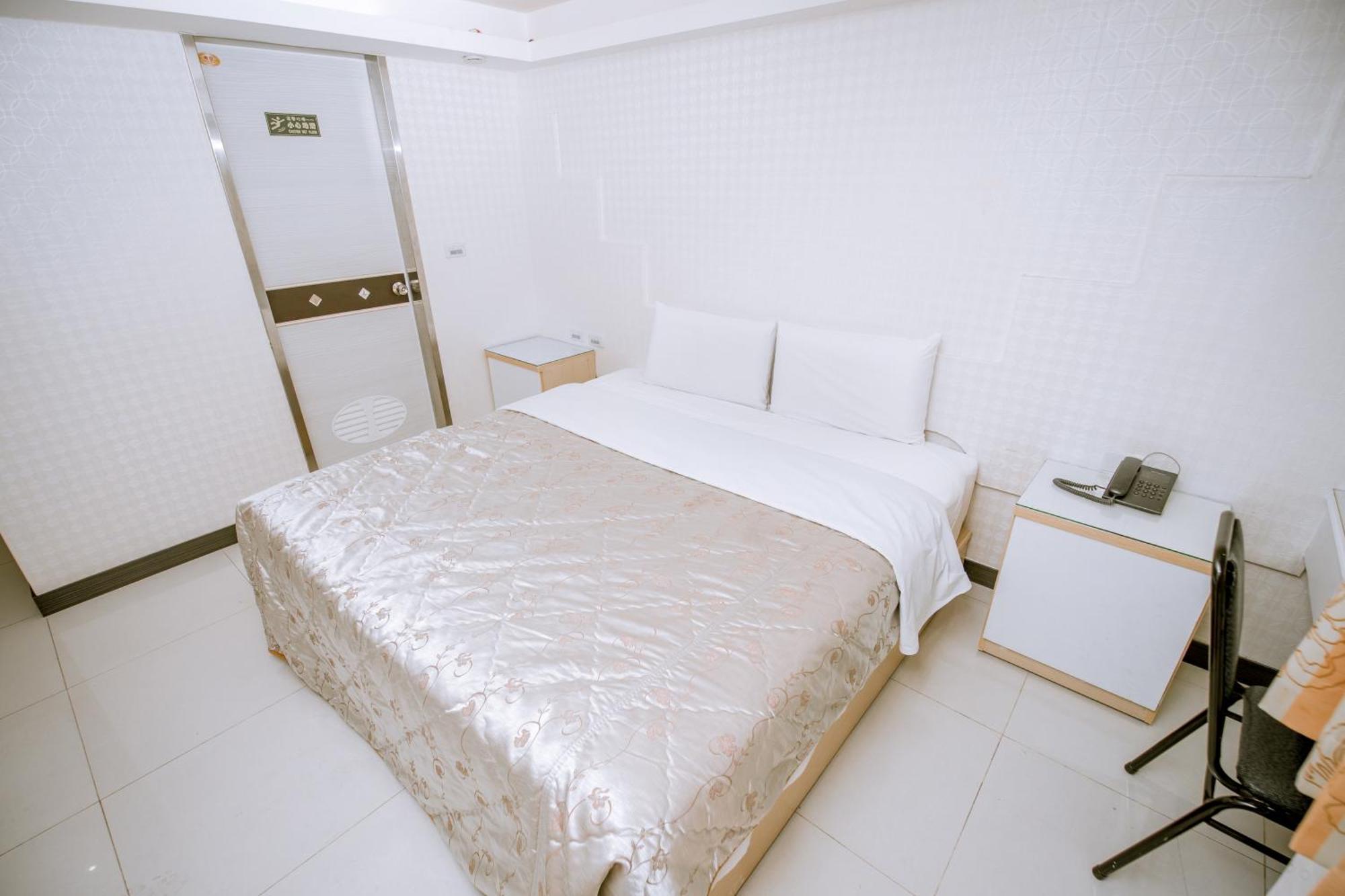 Guide Hotel Taoyuan Fuxing Oda fotoğraf