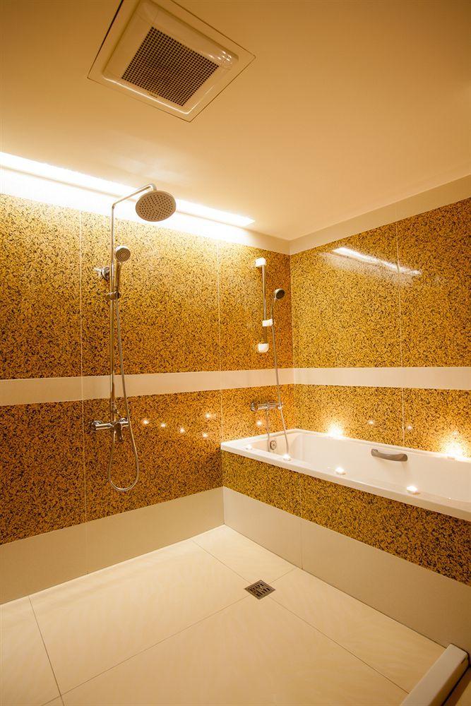 Guide Hotel Taoyuan Fuxing Dış mekan fotoğraf